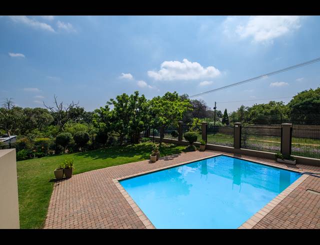 2 BEDROOM APARTMENT FOR SALE IN NORTHGATE